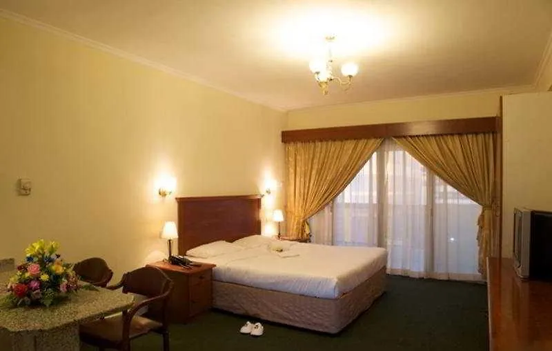 Al Mas Hotel Apartments 두바이 3*,